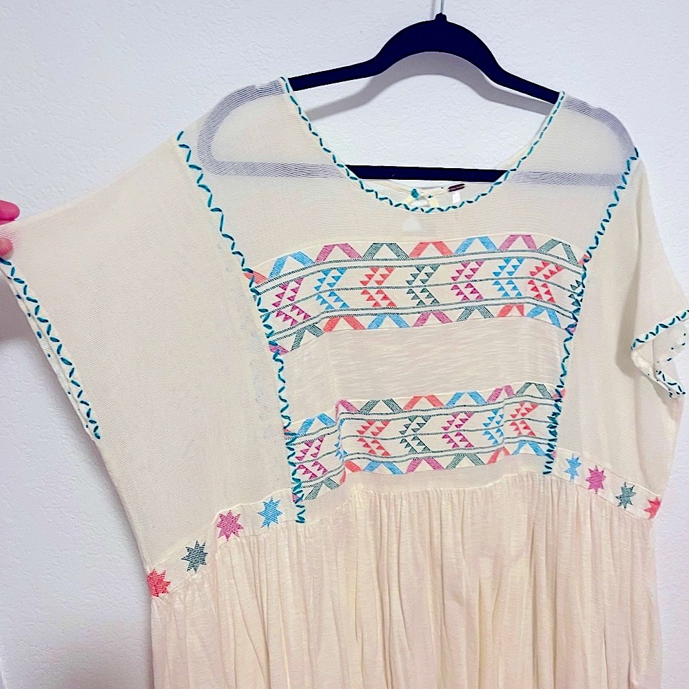 Free people Aztecs style flowy tunic T-shirt.